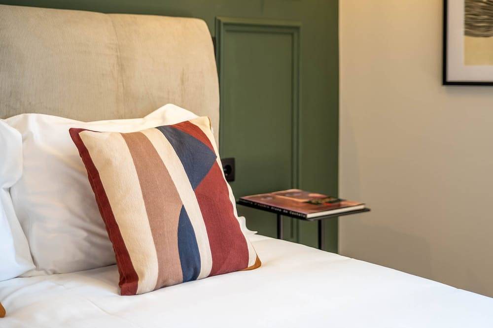 Entire apartment, Gigantones Guesthouse - Elegant Studio River View! in Viana do Castelo, Vale do Lima