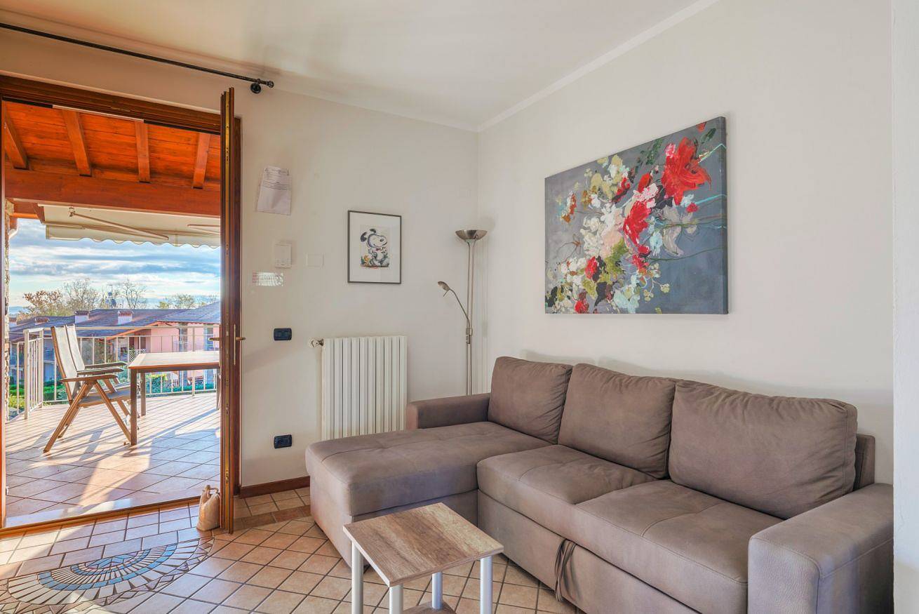 Ganze Wohnung, Ferienwohnung für 4 Personen mit Balkon/Terrasse in Polpenazze del Garda, Gardasee-Berge