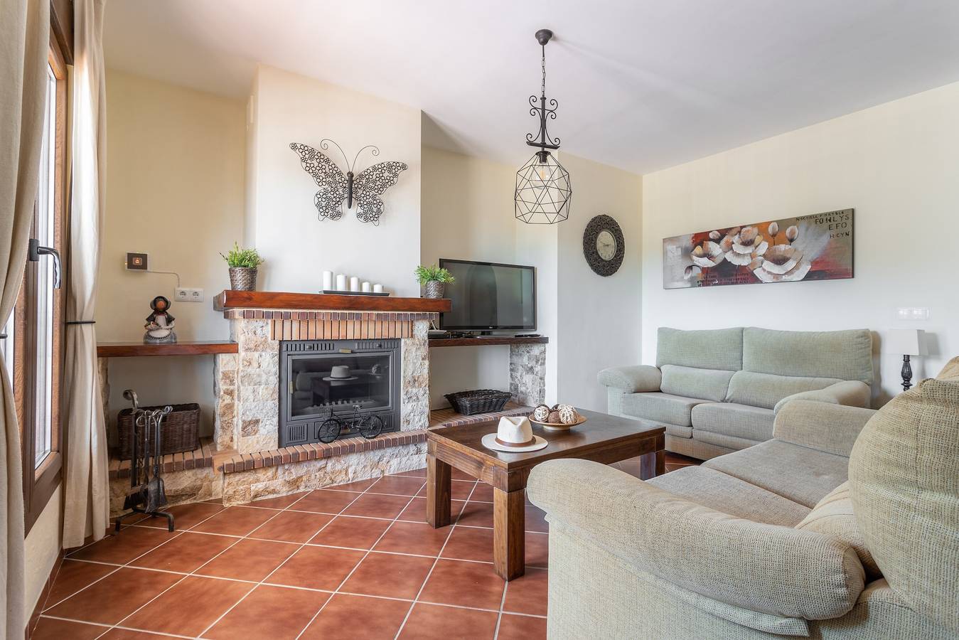 Villa "Natalia" com vista para o mar e para a montanha, piscina privada, ar condicionado e terraço in Punta Lara (Nerja), Nerja