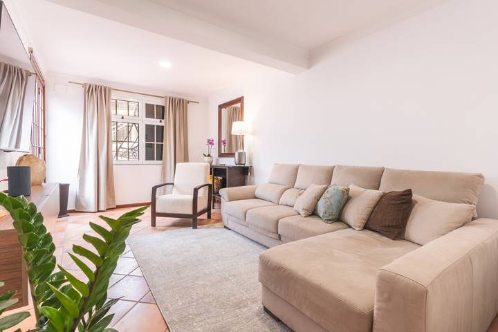 Location de vacances pour 5 personnes, avec balcon et jacuzzi à Caniçal - 3