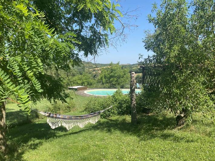 Location de vacances pour 6 personnes, avec vue ainsi que jardin et piscine, animaux acceptés dans Lapenne - 4