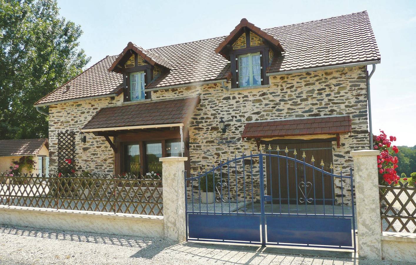 Retraite relaxante : 110 sqft avec parking, piscine et jardin in Payzac (Dordogne), Périgord Vert