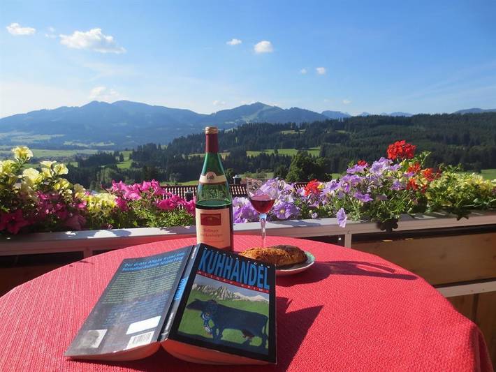 Ferienwohnung für 6 Personen, mit Balkon und Terrasse sowie Garten in Oy-Mittelberg