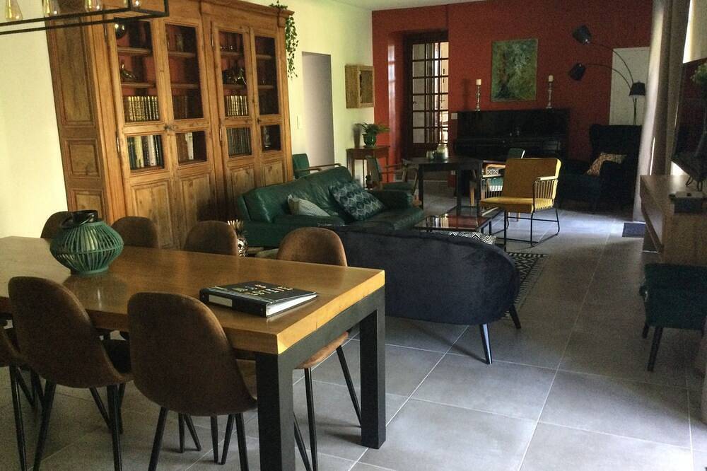 Mas « Esteve » entre mer et cevennes in Aigremont, Région d'Alès