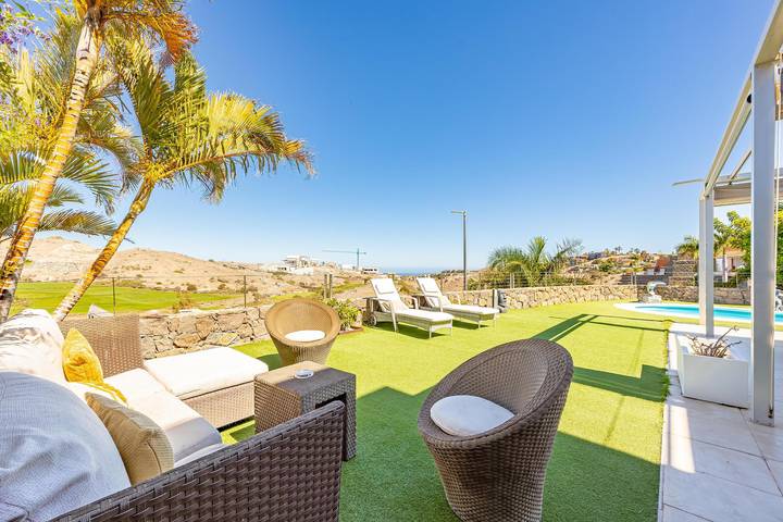 Vista Salobre Golf 9 by Villagrancanaria in Salobre, San Bartolomé de Tirajana