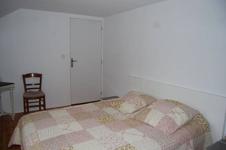 Location de vacances pour 10 personnes, avec jardin, animaux acceptés à Saint-Cirgues-de-Jordanne - 4