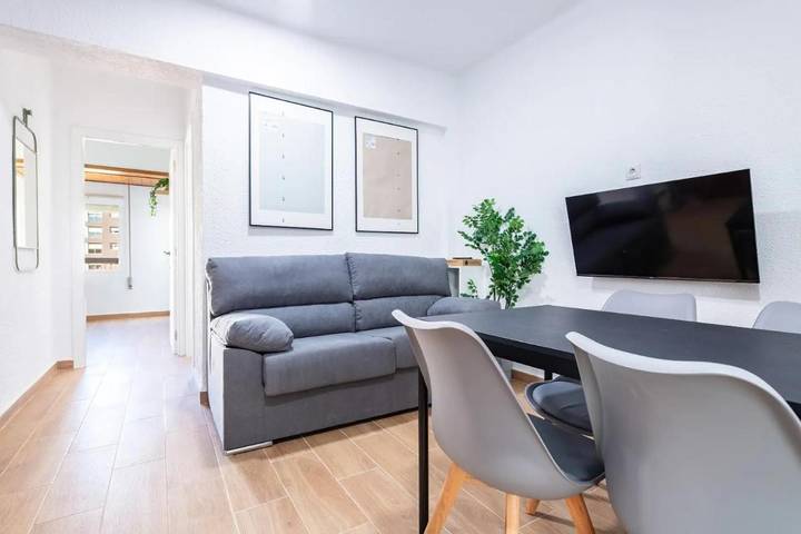 Ferienwohnung für 9 Personen, mit Balkon - 1