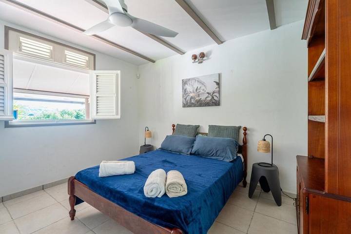 Location de vacances pour 6 personnes, avec terrasse et vue, animaux acceptés à Le Carbet - 4