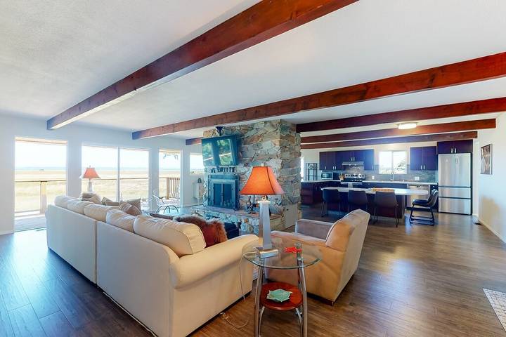 Vacation rental for 8 people, with yard and balcony, with pets in Westport (WA)