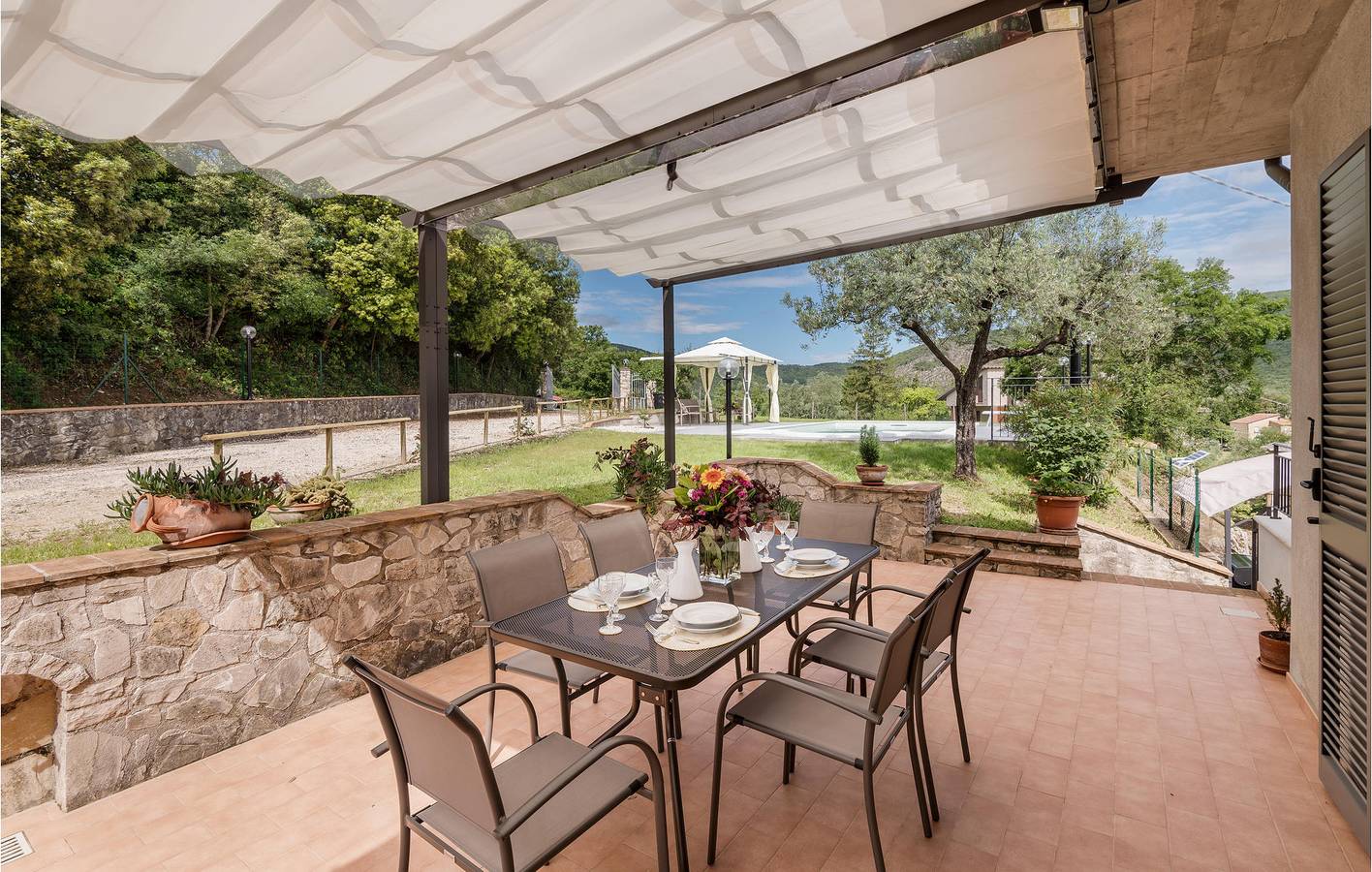 Appartement de 120m2 avec chauffage, air, piscine et parking in Province de Terni