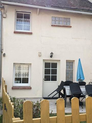 Gîte pour 4 personnes, avec jardin et vue à Illiers-Combray