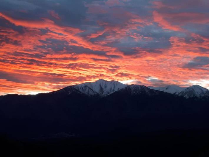 Location de vacances pour 2 personnes, avec vue et jardin à Jujols - 2