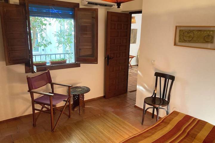 Maison de vacances avec balcon et terrasse sur le toit in Maro, Nerja