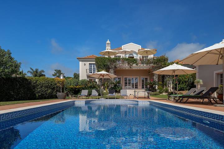 Casa de férias para 10 pessoas, com Jardim e Piscina em Praia de Faro