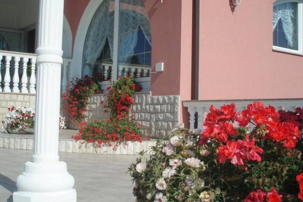 Ganze Wohnung, Villa Chiara in Marčana, Südküste Istrien