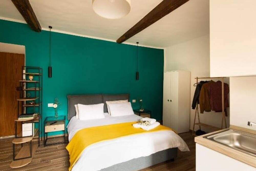 Entire apartment, All'Ombra della Torre - A cozy retreat in the historic heart of Viterbo in Viterbo, Viterbo Province