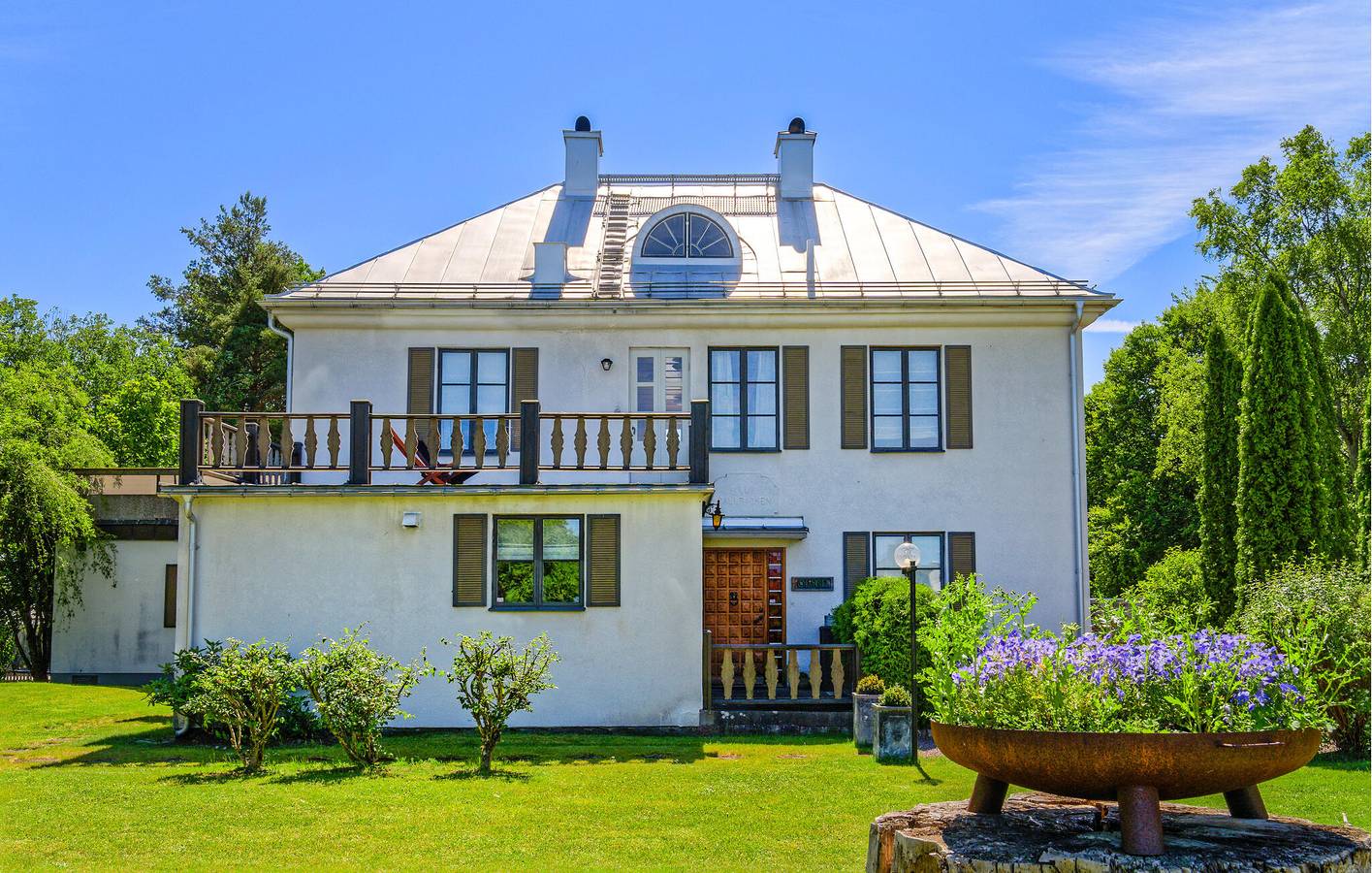 Ferienhaus für 9 Personen mit Pool in Hultsfred, Hultsfreds und Umgebung