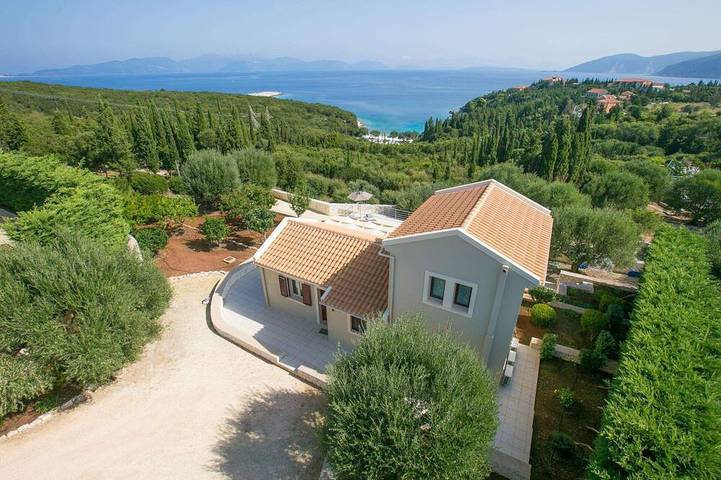 Villa for 4 people, with garden and terrace in Fiskardo
