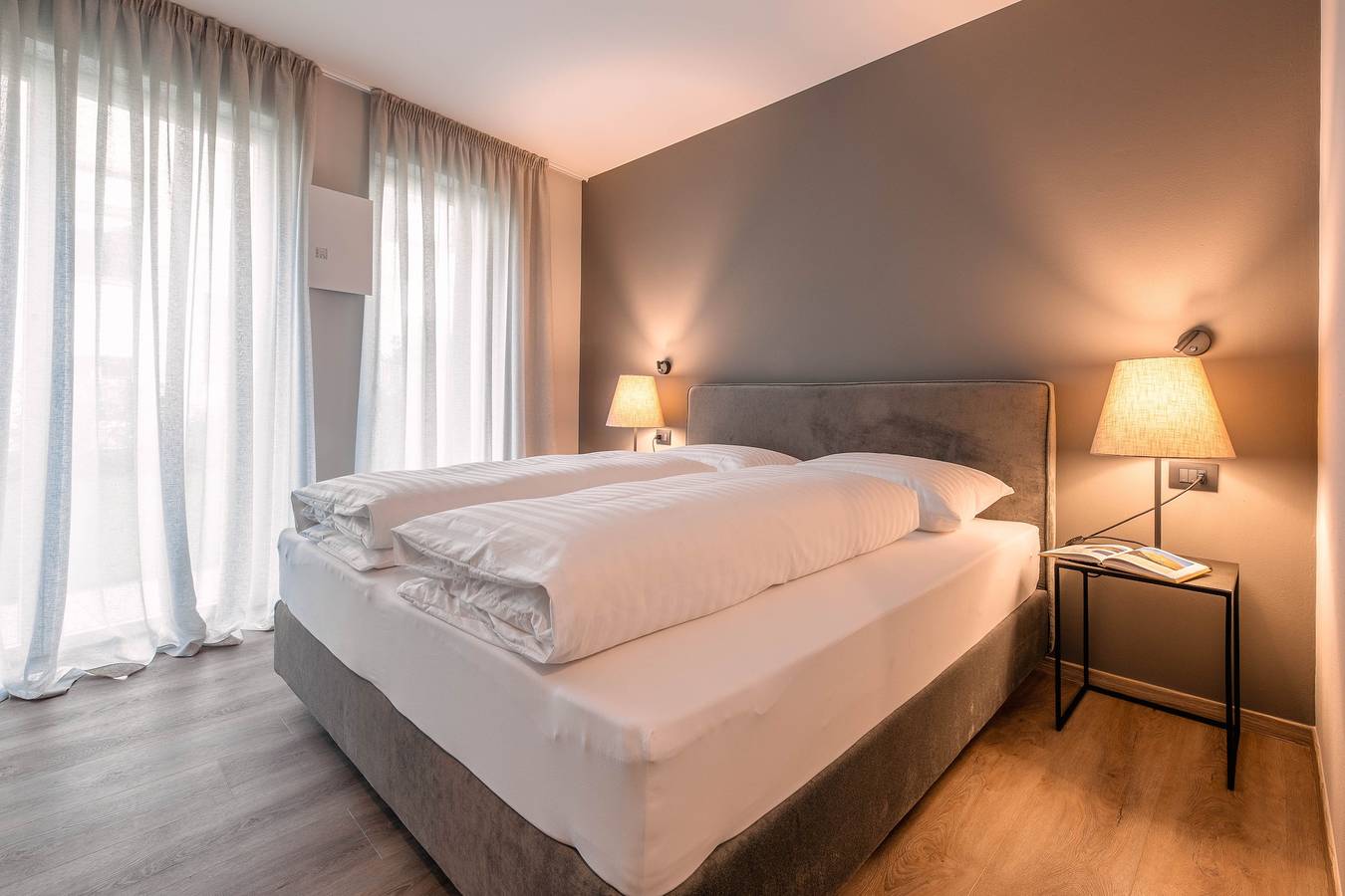 Ganze Wohnung, Ferienwohnung "Lores Loft" mit Garten und Wlan in Meran, Texelgruppe