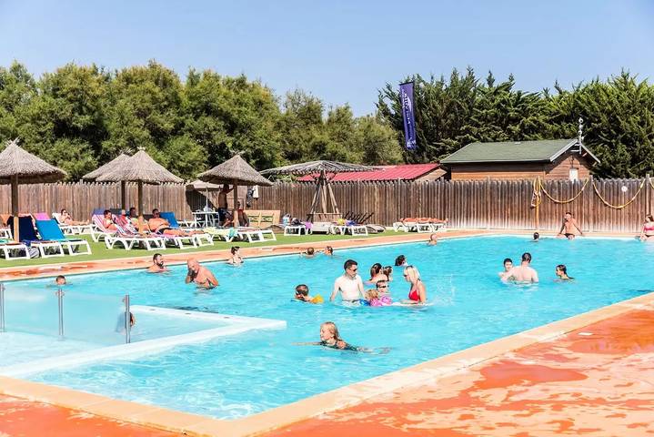 Bungalow für 4 Personen, mit Terrasse, mit Haustier in Languedoc-Roussillon - 3