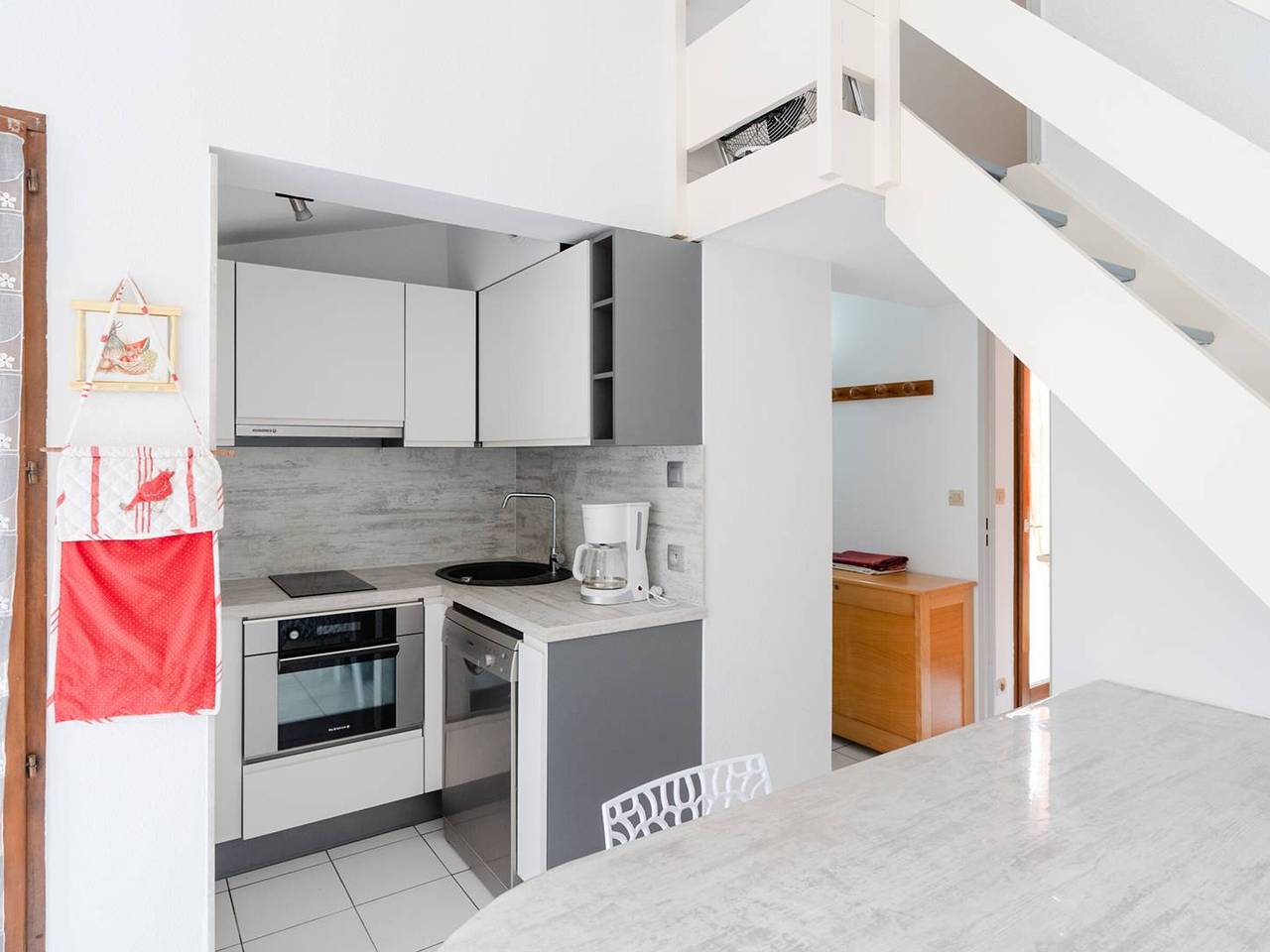 Geräumige Villa in Gruissan, nahe Strand, 2 Schlafzimmer, Terrasse, Garage, ideal für Familien in Gruissan (Ville), Gruissan