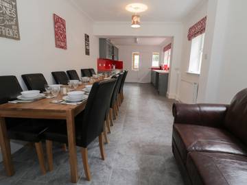 Cottage for 10 People in Haltwhistle, Kielder Forest Park, Photo 2
