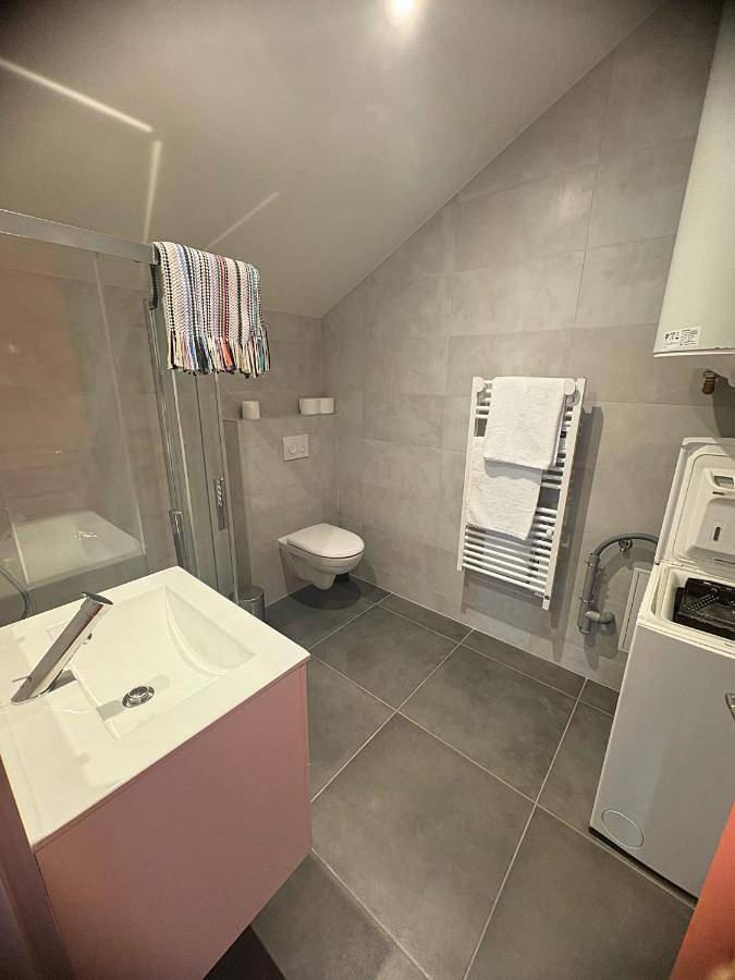 Gîte pour 4 personnes, avec jardin ainsi que balcon et vue à Anzy-le-Duc - 4