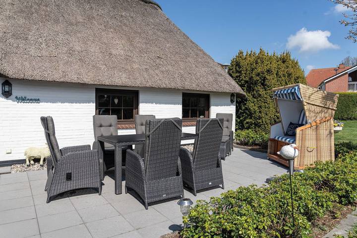 Ole Twiete: Familienfreundliches Ferienhaus mit Garten nahe der Nordsee in Badestrand Büsumer Deichhausen, Büsumer Deichhausen