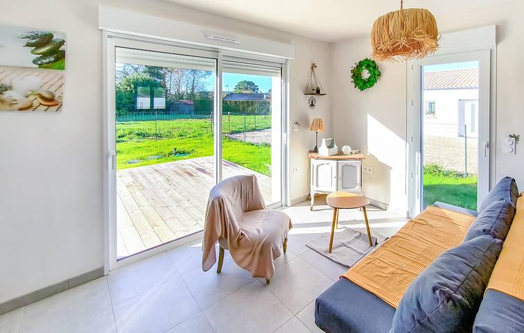 Location de vacances pour 4 personnes, avec jardin et terrasse, animaux acceptés à La Jonchère - 3