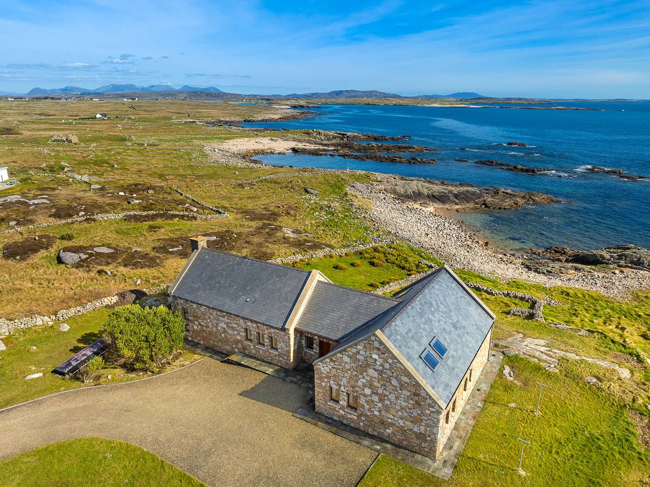 Ocean View Holiday Home in Sillerna Electoral Division, Connemara