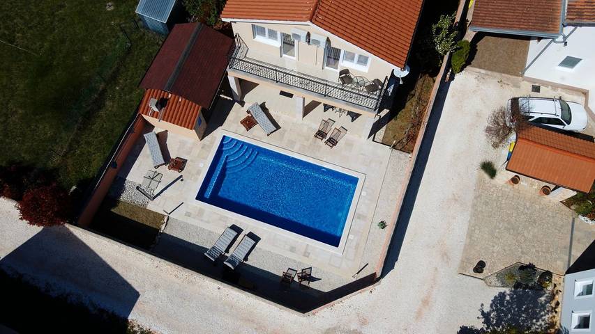 Ferienhaus für 8 Personen, mit Balkon und Garten, kinderfreundlich - 1