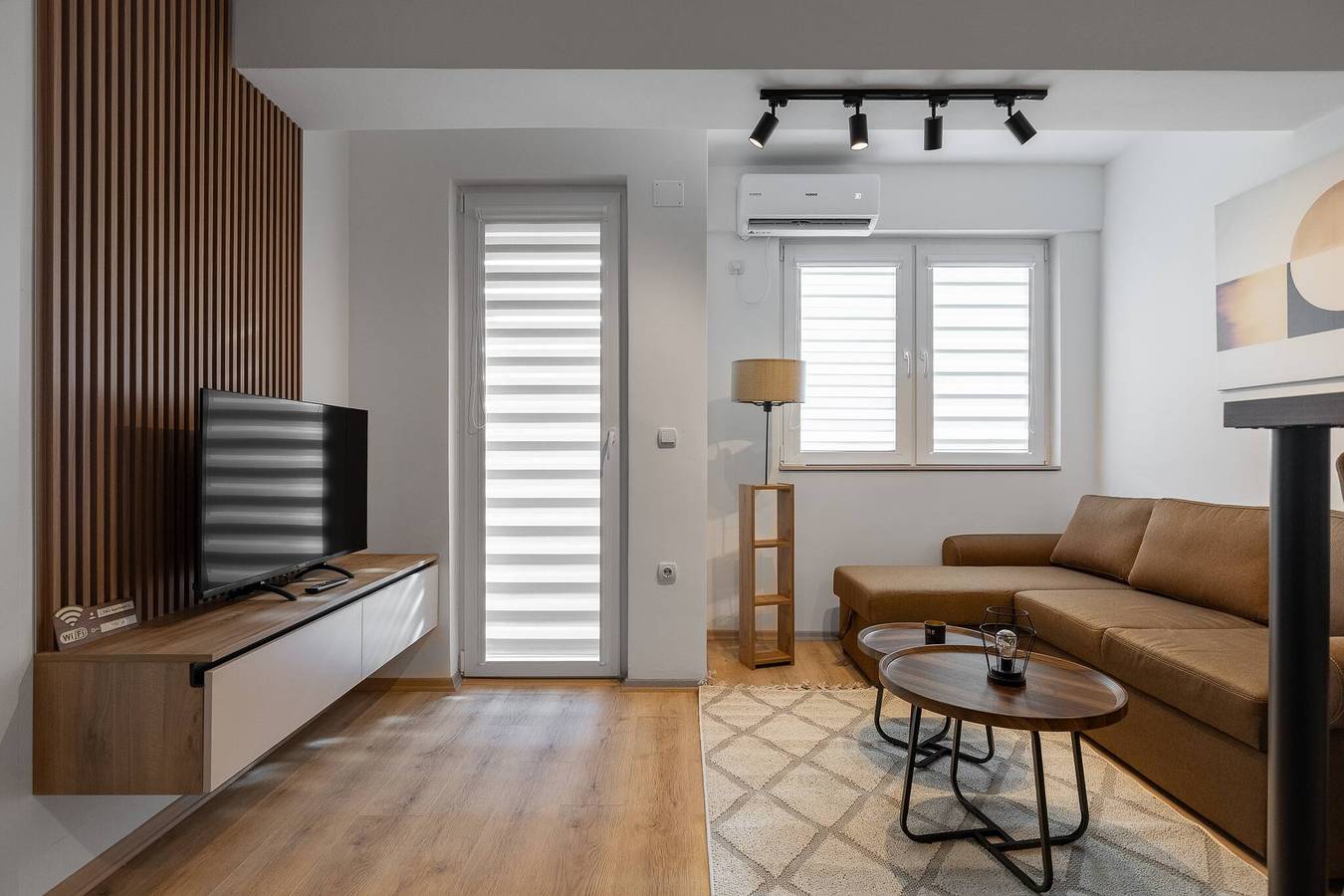 Ganze Wohnung, Zentral gelegenes Cozy Oasis D&O Condo in Kisela Voda, Skopje