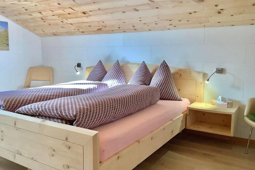 Ganze Wohnung, Sonnige 2.5-Zimmer Wohnung an ruhiger Lage in Prada (Poschiavo), Poschiavo