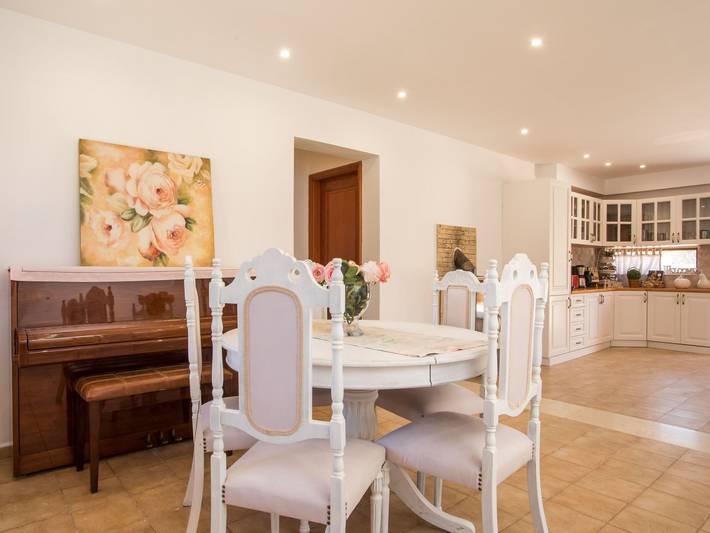 Ferienhaus für 6 Personen, mit Balkon und Terrasse sowie Garten und Pool in Koskinou - 4