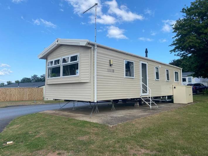 Glamping for 6 people, with Terrace and Garden as well as View in Dawlish