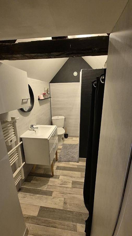 Appartement entier, Charmante maison près des bords de la Loire in Beaufort-en-Vallée, Région d'Angers