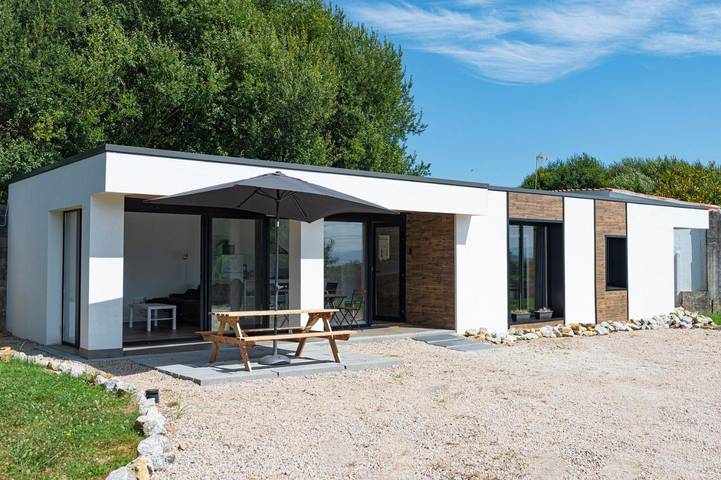 Casa de férias para 4 pessoas, com vista e terraço e ainda jardim, com animais de estimação em Oleiros (Espanha)