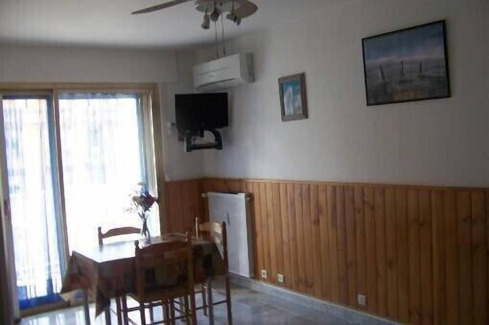Ganze Wohnung, F1 Clim 33 m² 50 m Bright Beach Sheets Web Garage in Nizza, Mittelmeerküste (Frankreich)