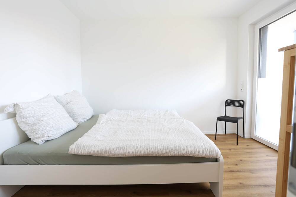 Ganze Wohnung, Apartment \"London\" 63m² |Köln|Messe|Phantasialand|Bonn in Phantasialand, Erftstadt