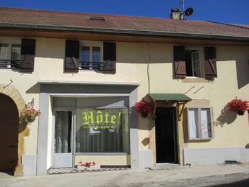 Hôtel pour 2 personnes, avec jardin à Nozeroy