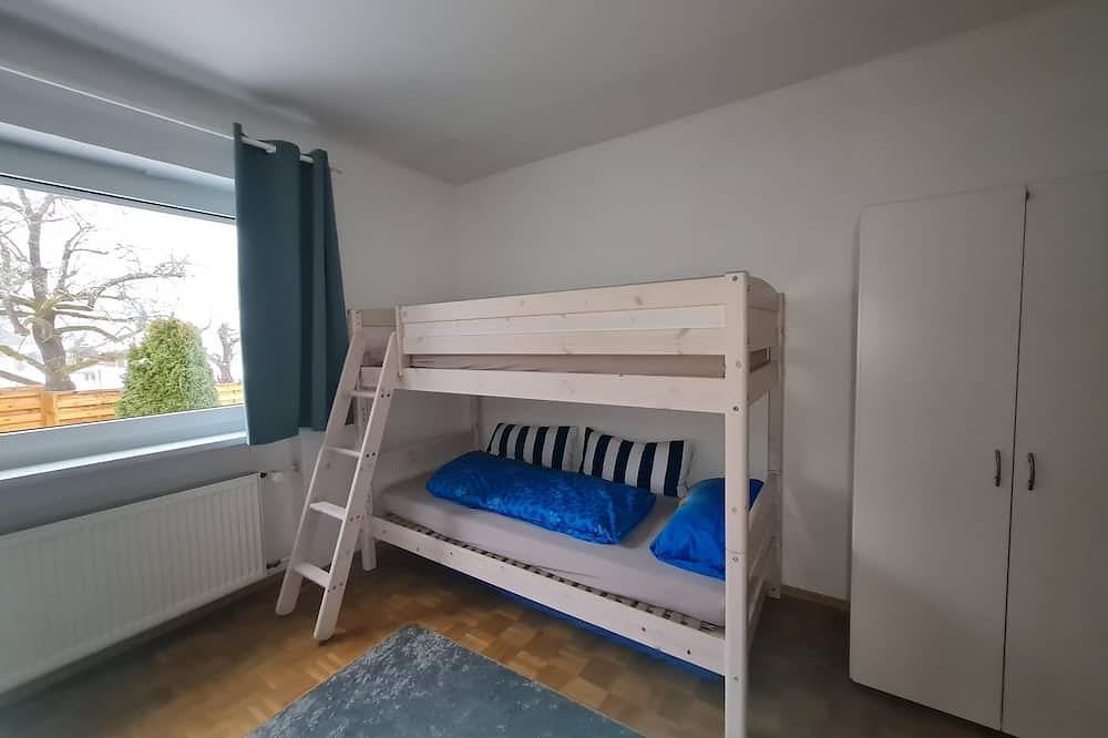 Ganze Wohnung, Ferienwohnung (70qm) im Erdgeschoss in Frauenau, Ostbayern