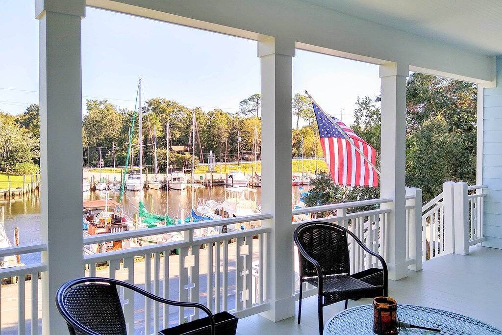 Ganze Wohnung, Neu! Harbour Oaks Haven: Gehen Sie zum Harbour / Front Beach in Ocean Springs, Mississippi Gulf Coast