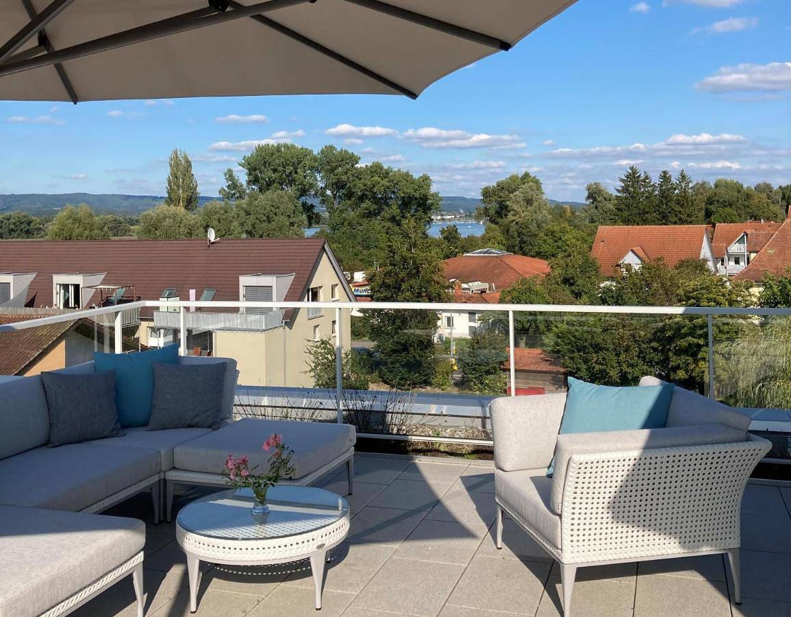 Ganze Wohnung, Ferienwohnung für 4 Personen mit Terrasse in Moos, Untersee