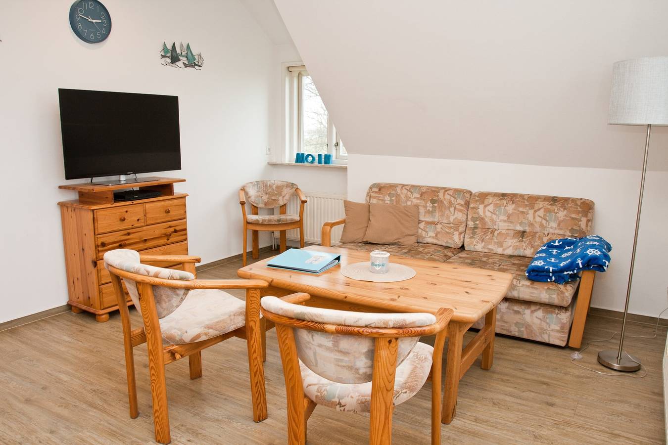 Ganze Wohnung, Ferienwohnung Langeness" mit Meerblick, Gemeinschaftsterrasse und Wlan in Langeneß, Halligen