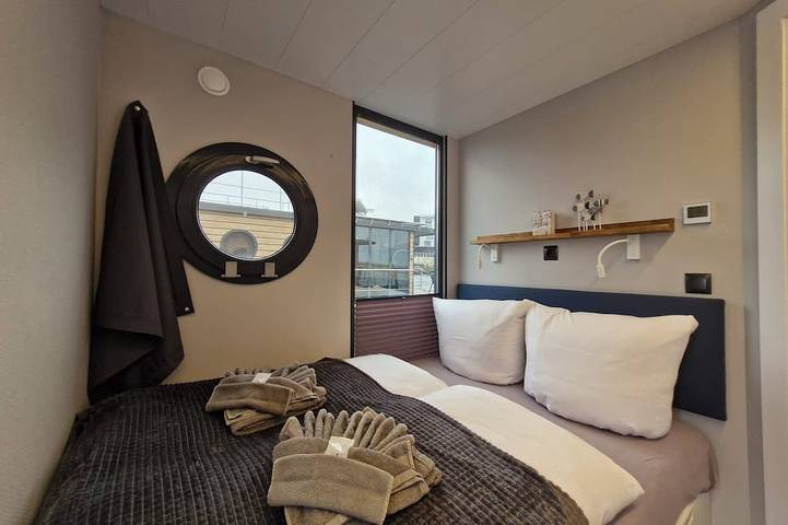 Hausboot für 4 Personen, mit Terrasse und Sauna an der Kieler Bucht - 3