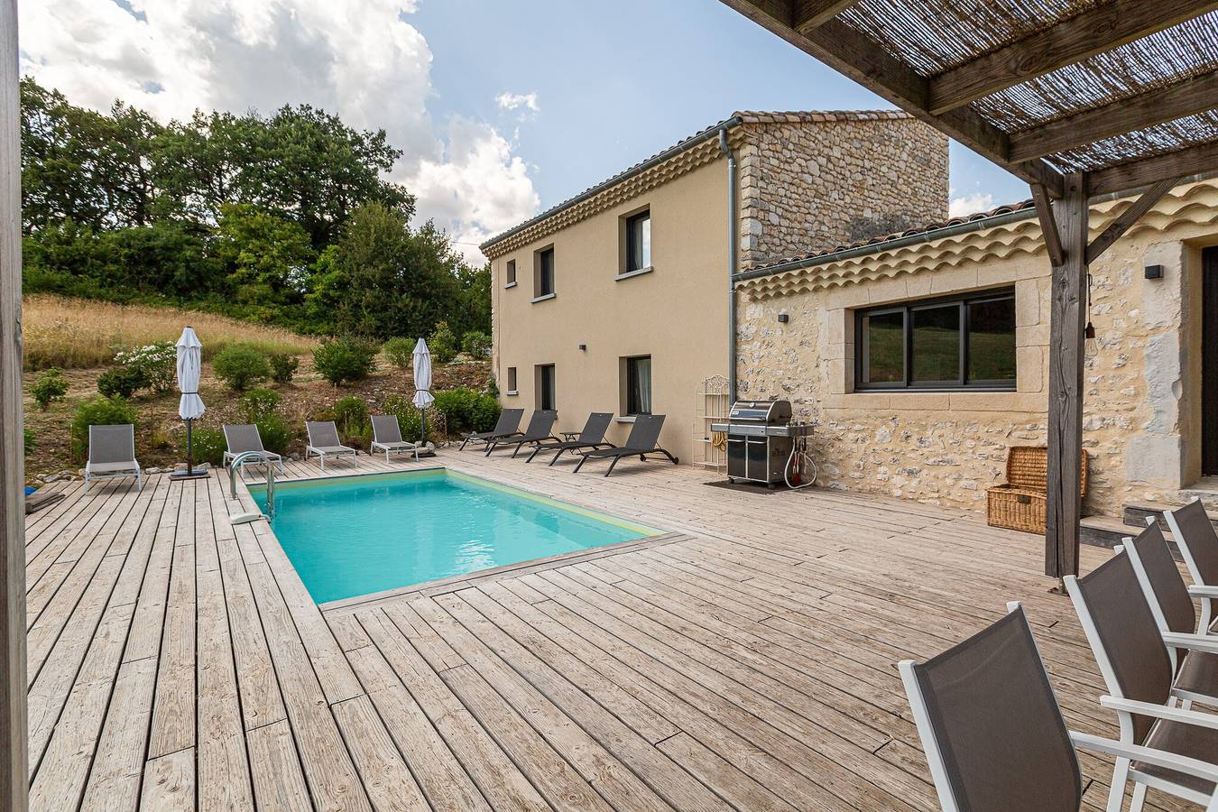 Maison de vacances 'Chant d'Étoile' avec piscine privée, climatisation in La Roche-sur-Grane, Région de Die