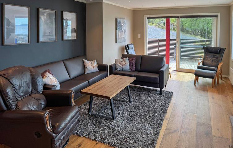 Ferienhaus für 10 Personen mit Terrasse in Nordtveitgrend, Fusa