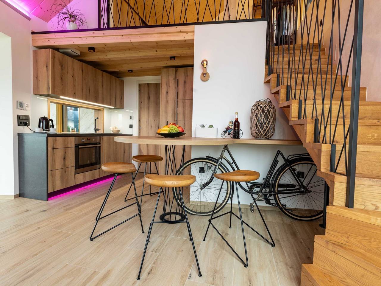 Elegant Warm Bliss Hideaway Escape Lodge - Holiday Home with Hot-Tub and Sauna in Oberkrain