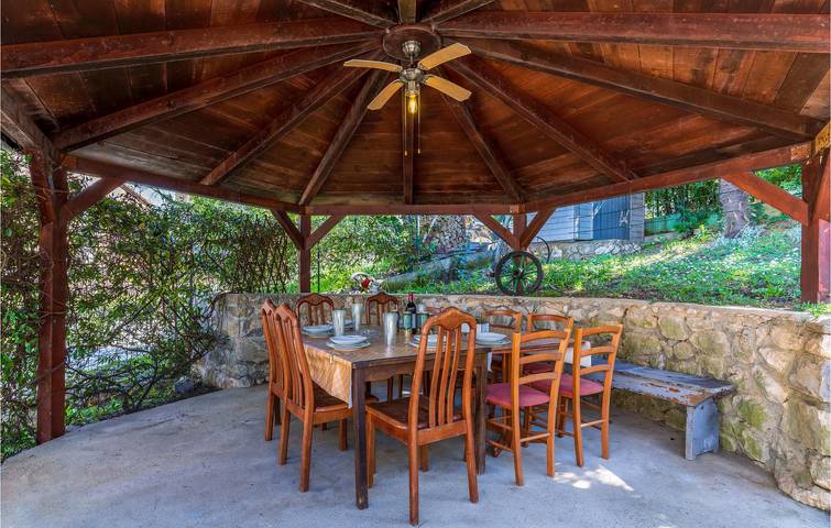Ferienwohnung für 3 Personen, mit Terrasse in Bakar