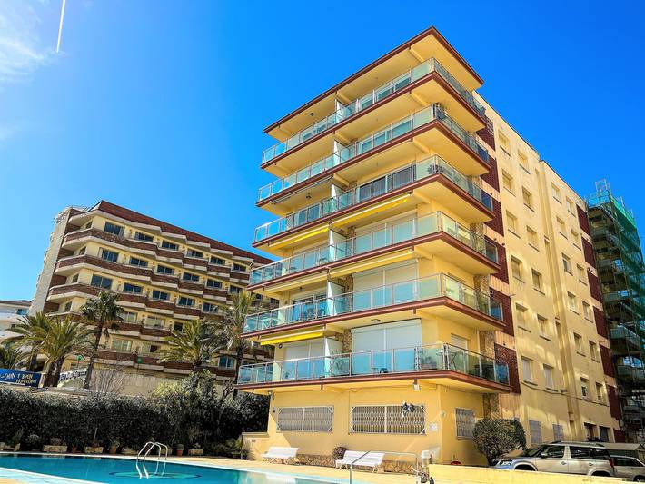 Ferienwohnung für 4 Personen, mit Balkon und Pool, mit Haustier in Santa Susanna